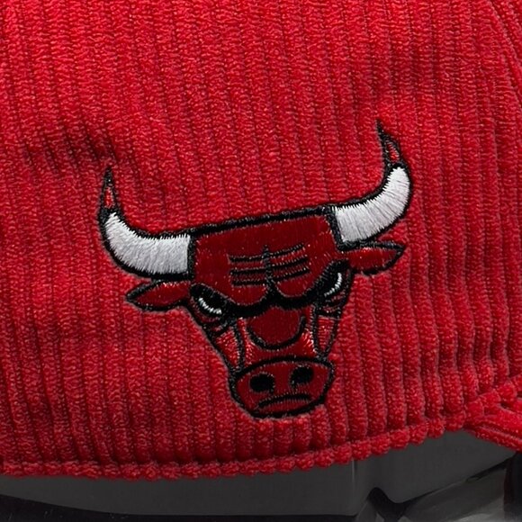 Chicago Bulls NBA Snapback Hat Cap 47 Brand Red Corduroy Golfer Retro Golf Mens - Picture 9 of 16